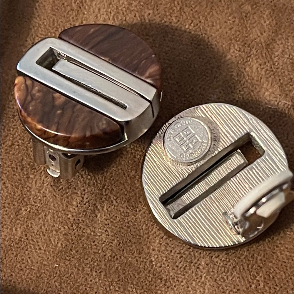 Vintage Givenchy Modernist Rosewood & Silver-Tone Clip-on Earrings - Picture 3 of 8